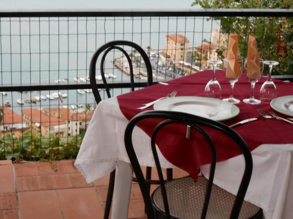 Hotel Vittoria Porto Santo Stefano  Eksteriør bilde
