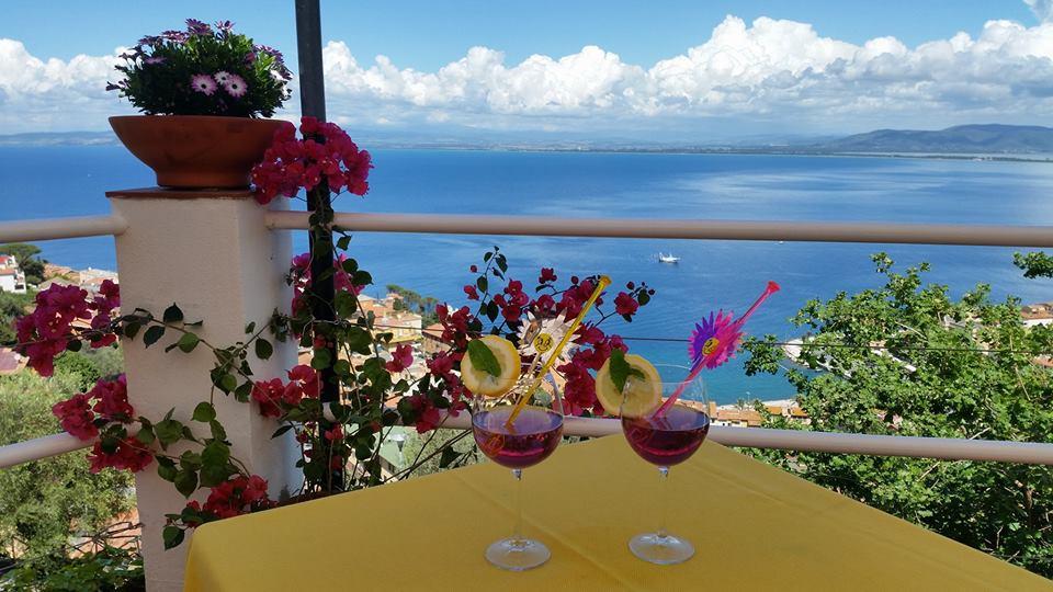 Hotel Vittoria Porto Santo Stefano  Eksteriør bilde